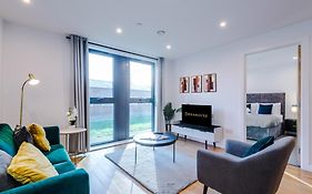 The Sterling Suite - Free Parking, Fast Wifi, Modern, Close To Broad Street, City Center